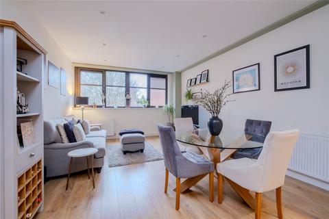 1 bedroom apartment for sale, Streatham High Road, London SW16