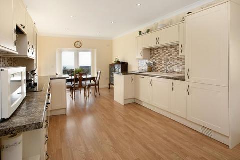 3 bedroom chalet for sale, Teignmouth Road, Teignmouth, TQ14