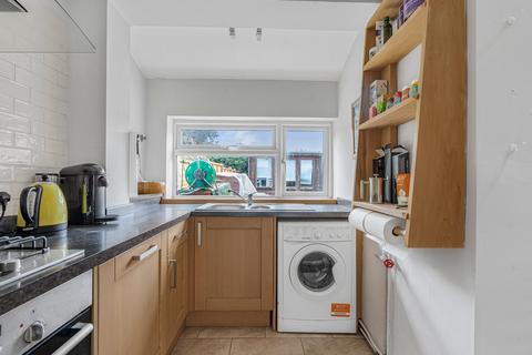 2 bedroom terraced house for sale, Stanwell New Road, Staines-upon-Thames, TW18