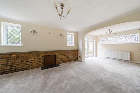 3 bedroom bungalow for sale, Malus Drive, Surrey KT15