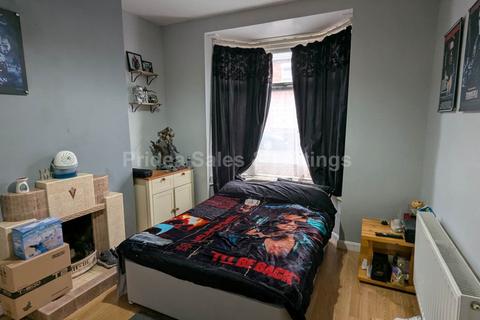 3 bedroom terraced house for sale, Asquith Street, Gainsborough