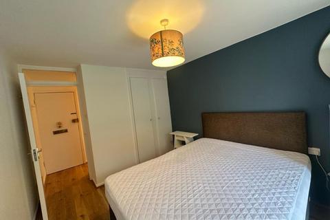 undefined, Surbiton,  Surrey,  KT6