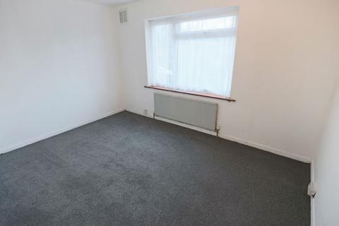 2 Weston Close, Coulsdon, CR5 1BX