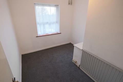 2 Weston Close, Coulsdon, CR5 1BX