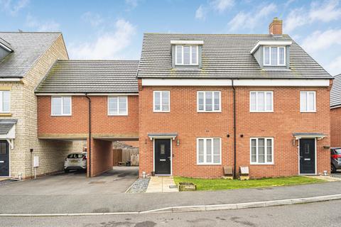 24 Vulcan View, Bicester, OX26 4AD