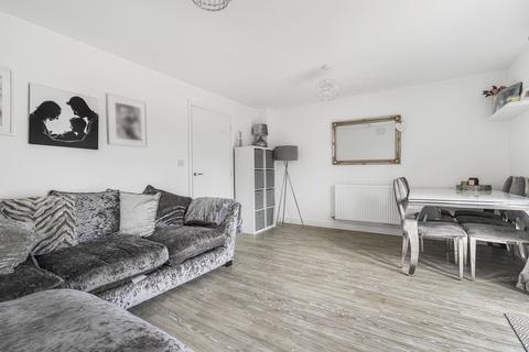 24 Vulcan View, Bicester, OX26 4AD