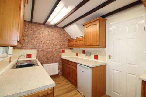 3 bedroom semi-detached house for sale, Stanklyn Lane, Stone, Kidderminster