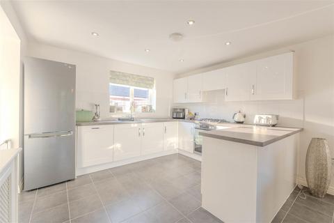 4 bedroom detached house for sale, Dawn Close, Wollaston, Stourbridge