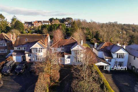 16 Dunsley Road, Kinver, Stourbridge, DY7 6NA