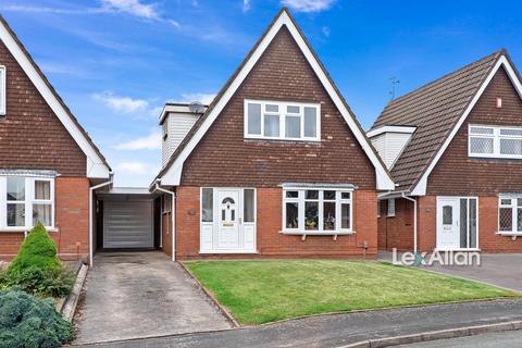 3 bedroom detached house for sale, Monteagle Drive, Kingswinford