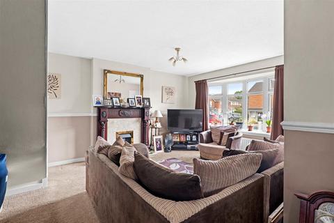 undefined, Monteagle Drive, Kingswinford