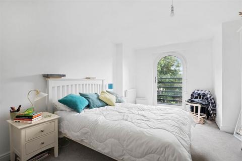 73 Argyle Close, Stourbridge, DY8 4XT