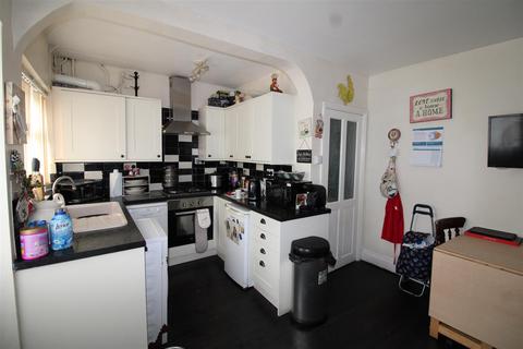 3 bedroom terraced house for sale, Saltwells Road, Dudley