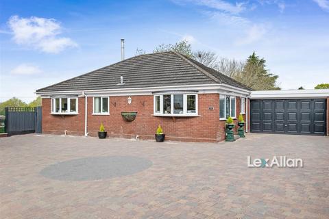 2 bedroom detached bungalow for sale, Old Ham Lane, Stourbridge