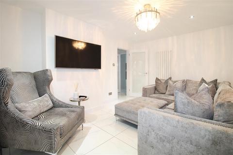 3 bedroom detached house for sale, Aldgate Drive, Brierley Hill