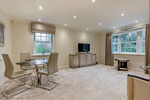 2 bedroom flat for sale, Dry Arch Road, Ascot, Berkshire