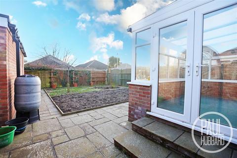 3 bedroom detached bungalow for sale, Gloucester Avenue, Lowestoft