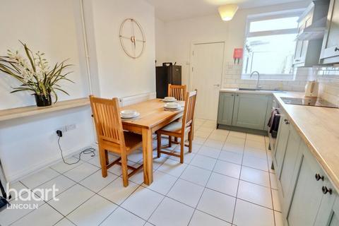 3 bedroom end of terrace house for sale, Grafton Street, Lincoln
