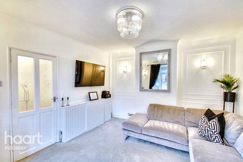 3 bedroom semi-detached house for sale, The Tideway, Rochester