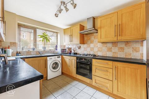 3 bedroom detached house for sale, Cowper Road, London, W7