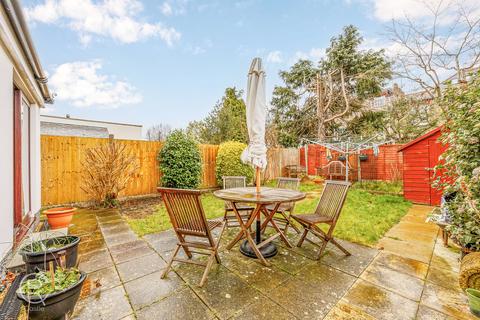 3 bedroom detached house for sale, Cowper Road, London, W7