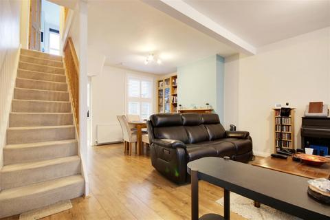 2 bedroom terraced house for sale, Gordon Road, Enfield