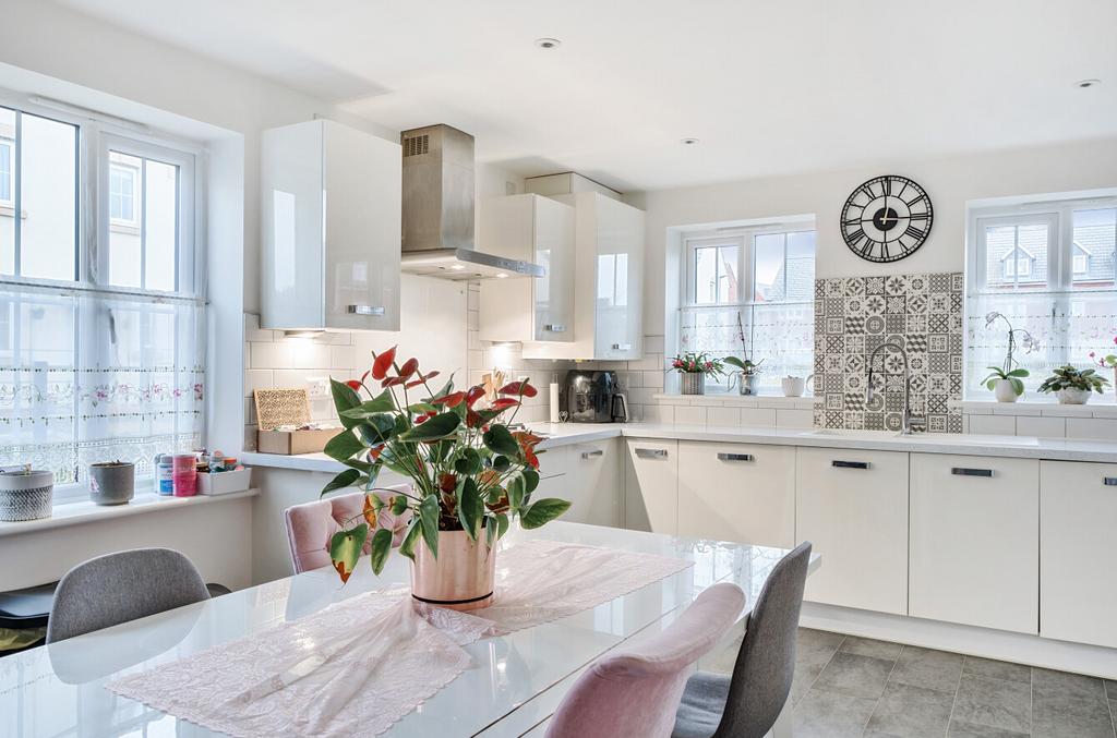 Kitchen / Diner