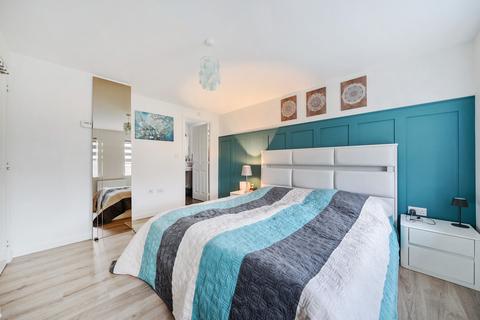 14 Ampthill Way, Faringdon, SN7 7LE