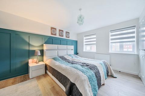 14 Ampthill Way, Faringdon, SN7 7LE