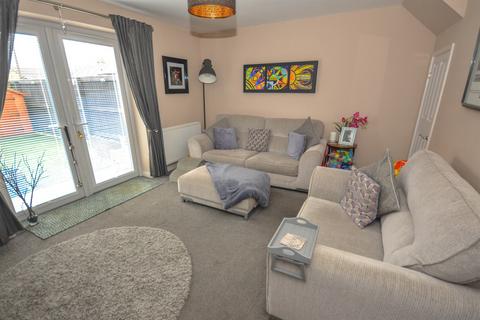 3 bedroom end of terrace house for sale, Harton Court, South Shields