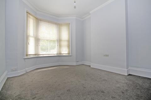 1 bedroom flat to rent, Camden Hill Road, London SE19