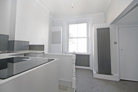 1 bedroom flat to rent, Camden Hill Road, London SE19