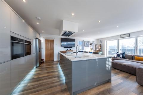 undefined, An immaculately presented and extended detached family home in Hargrave