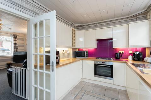 14 Simpson Drive, Coalsnaughton, Tillicoultry, FK13 6JY