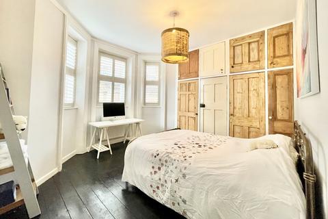 2 bedroom apartment for sale, Durley Gardens, West Cliff, Bournemouth, BH2