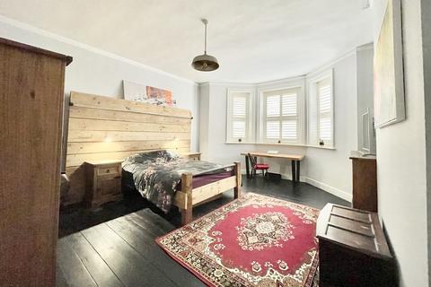 2 bedroom apartment for sale, Durley Gardens, West Cliff, Bournemouth, BH2