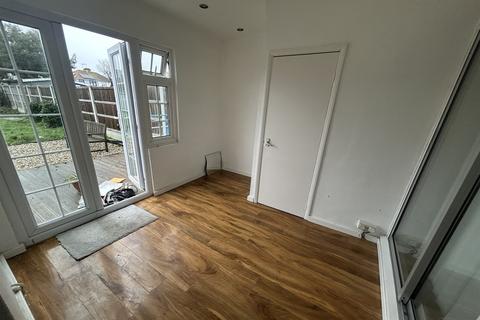 3 bedroom property to rent, 3 bedroom property in Southend on Sea