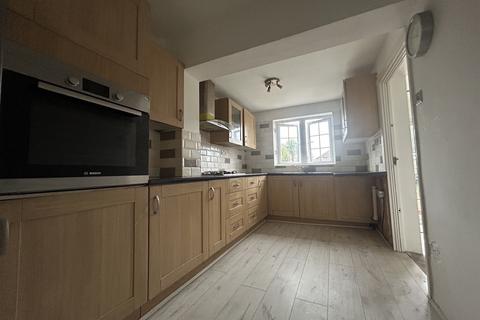 3 bedroom property to rent, 3 bedroom property in Southend on Sea