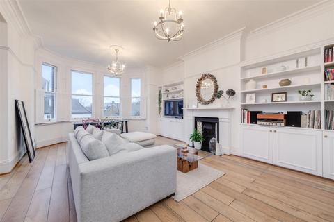 2 bedroom flat for sale, Frognal, Hampstead, NW3