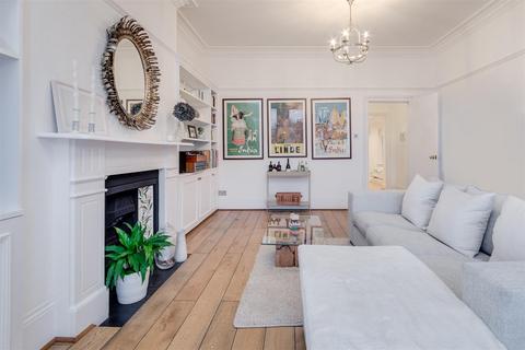 2 bedroom flat for sale, Frognal, Hampstead, NW3