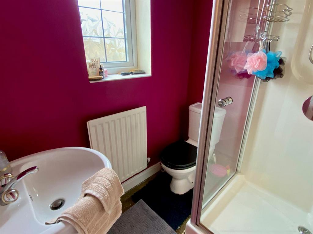 Ensuite.jpg