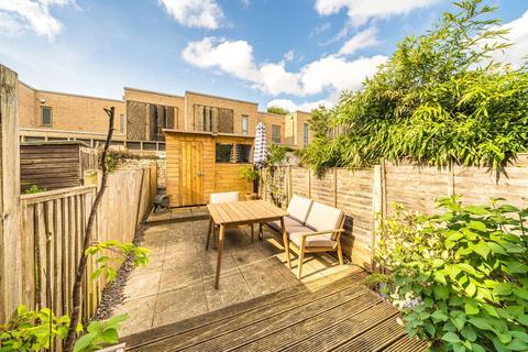 undefined, Grenfell Road, Mitcham CR4