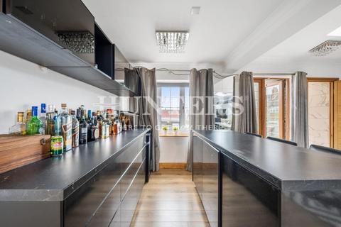 4 Paddock Road, London, NW2 7DL