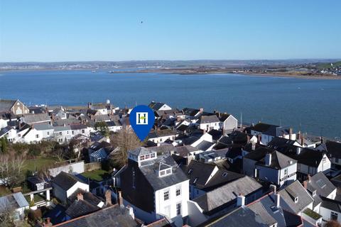 2 bedroom apartment for sale, Bude Street, Appledore, Bideford