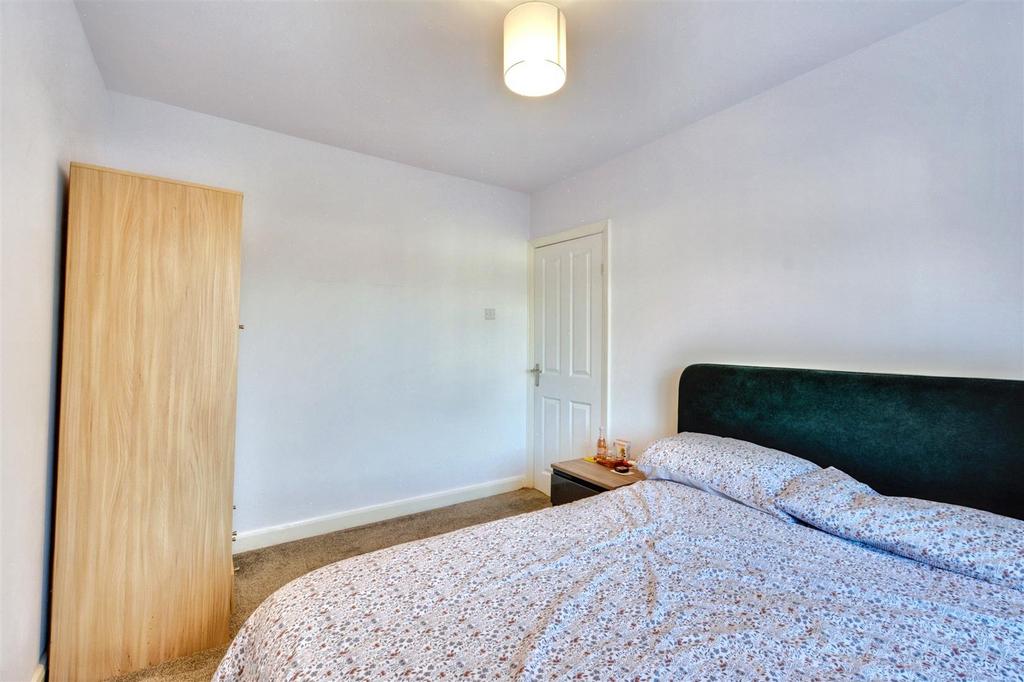 Bedroom 2 2.jpeg