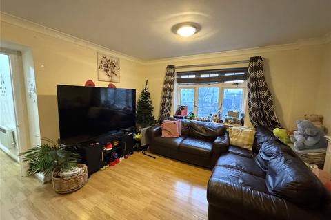 2 bedroom flat for sale, Silchester Court, Ashford TW15