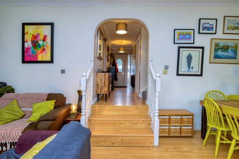 70 Oakley Road, Caversham, Reading, RG4 7RN