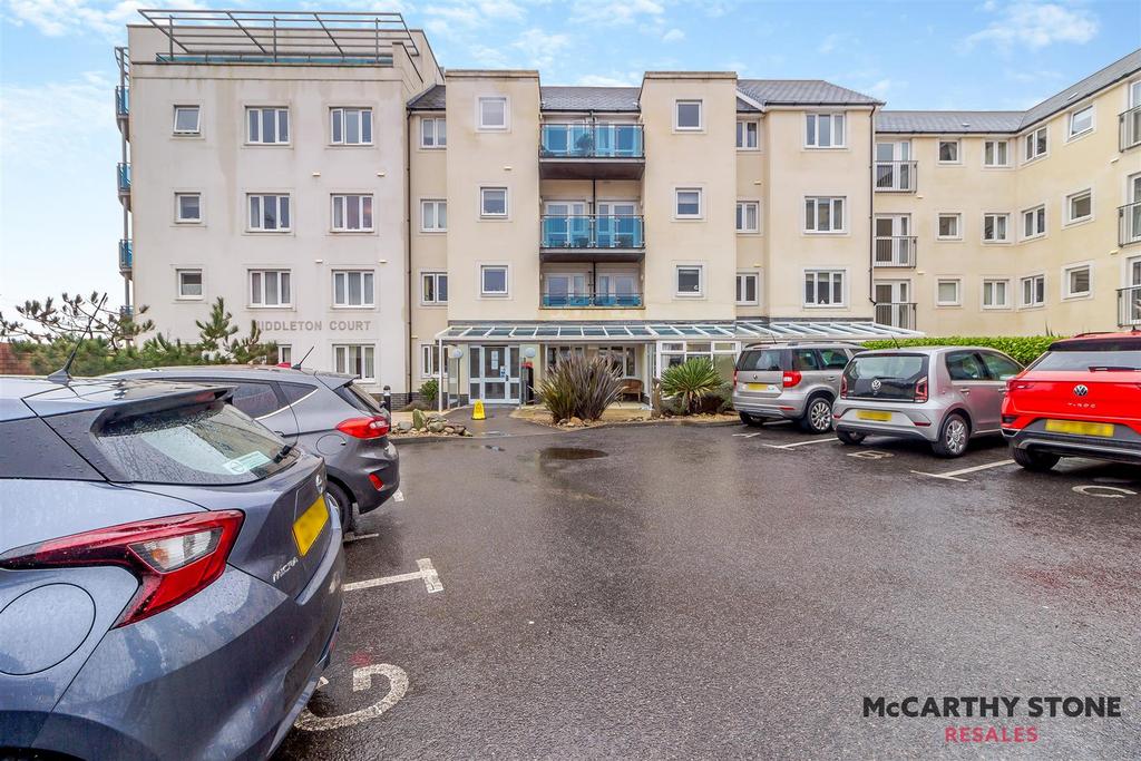 8585876-exterior03.jpg