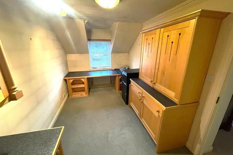 1 Hill Garth, Darlington, DL3 9ET