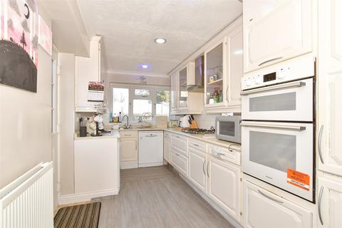 61 Binney Road, Allhallows, Rochester, ME3 9PN